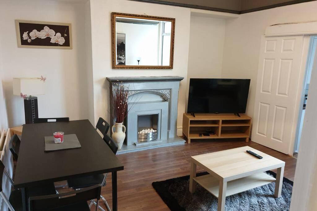South Shield'S Hidden Gem Garnet 3 Bedroom Apartment Sleeps 6 Guests South Shields Exteriör bild